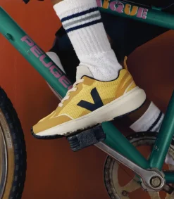 CANARY ALVEOMESH TONIC BLACK<VEJA Online