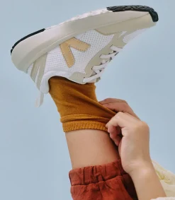 CANARY ELASTIC LACES ALVEOMESH WHITE PLATINE<VEJA New