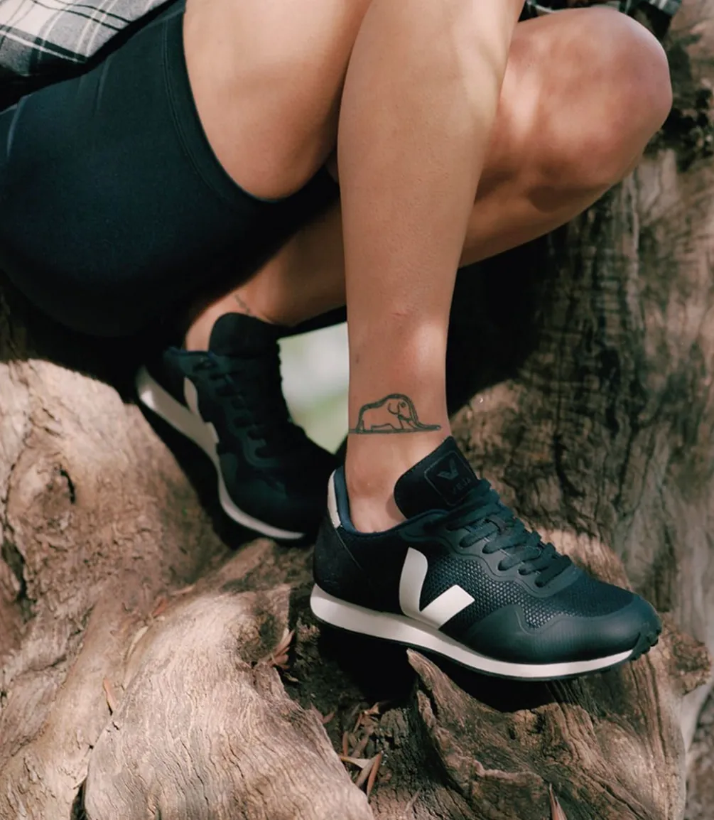 SDU RT B-MESH BLACK WHITE NATURAL<VEJA Online