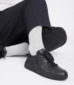 V-10 CWL BLACK BLACK SOLE<VEJA Outlet
