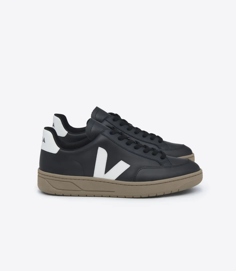 V-12 LEATHER BLACK WHITE DUNE<VEJA Store
