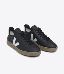 V-12 LEATHER BLACK WHITE DUNE<VEJA Store