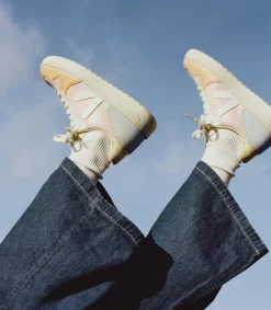 V-10 LEATHER PETALE WHITE MULTICO<VEJA Outlet