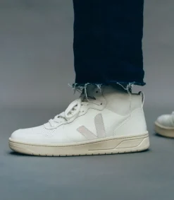 V-15 LEATHER WHITE<VEJA Best