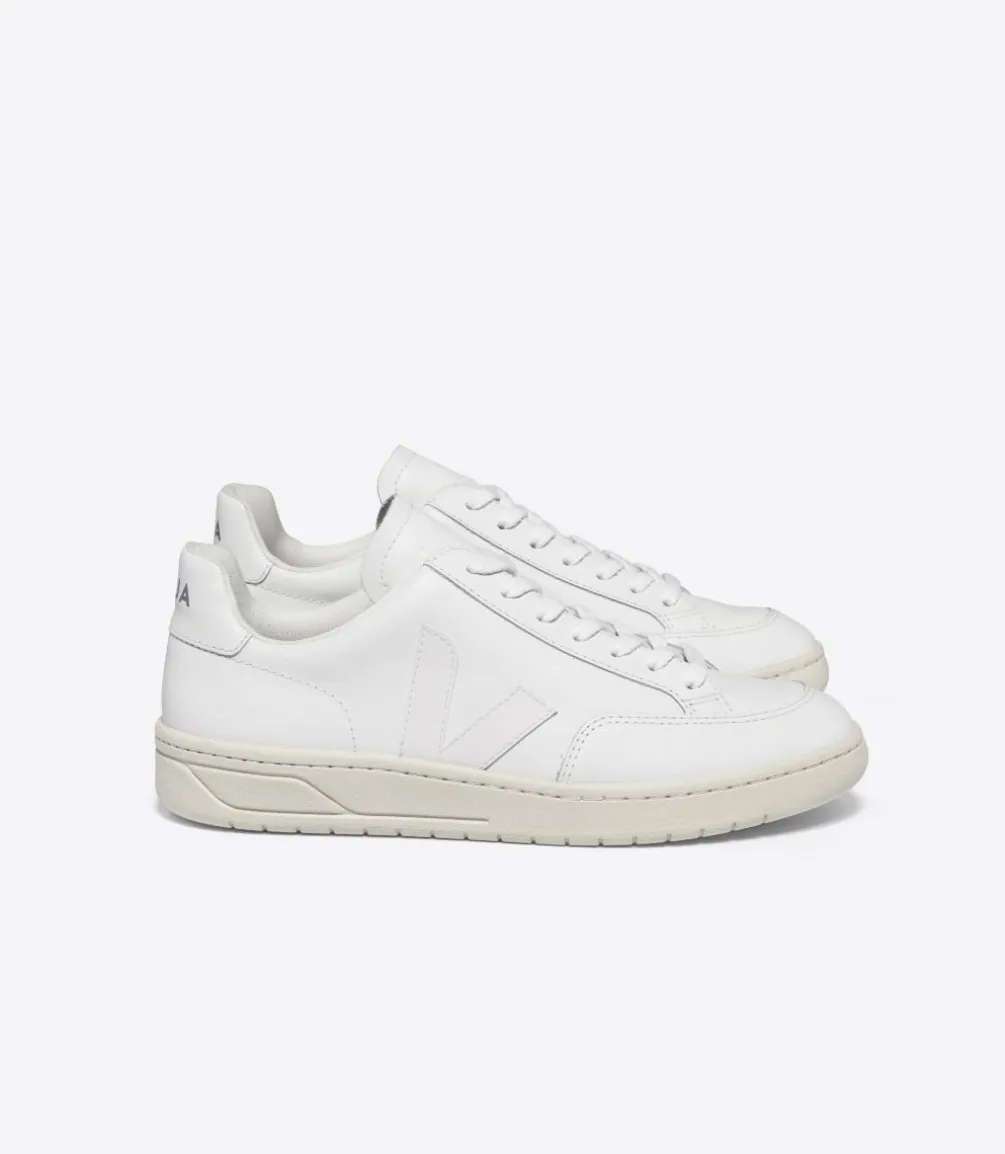 V-12 LEATHER WHITE<VEJA Fashion