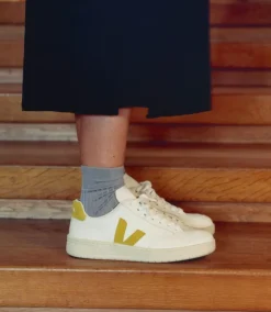 V-12 LEATHER WHITE LIQUOR<VEJA Cheap