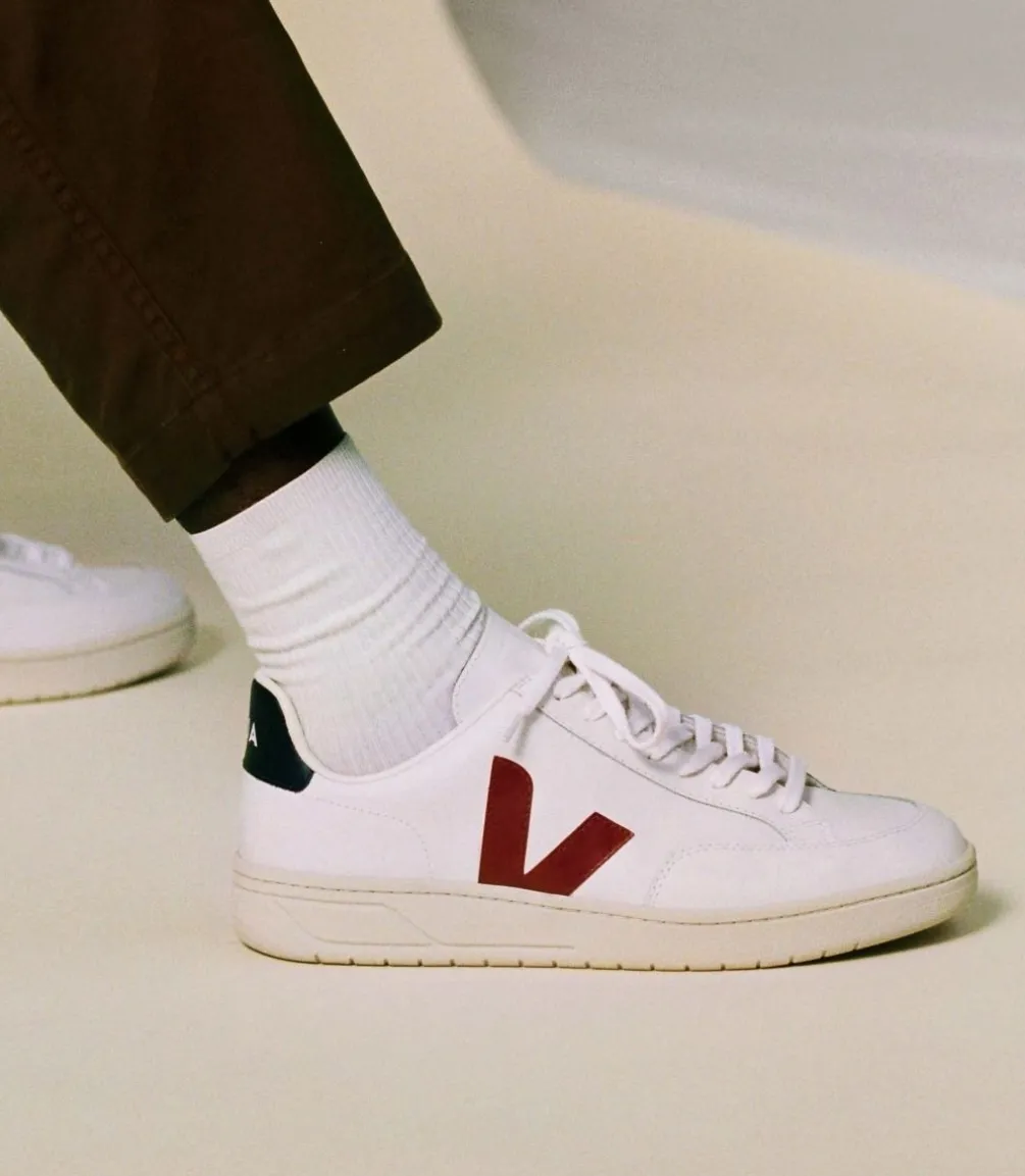 V-12 LEATHER WHITE MARSALA NAUTICO<VEJA Fashion