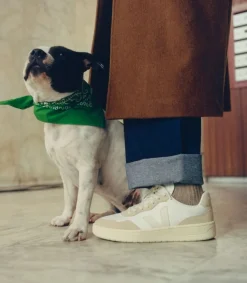V-90 LEATHER WHITE PIERRE<VEJA Store