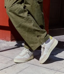 V-90 LEATHER WHITE PIERRE LIQUOR<VEJA Shop