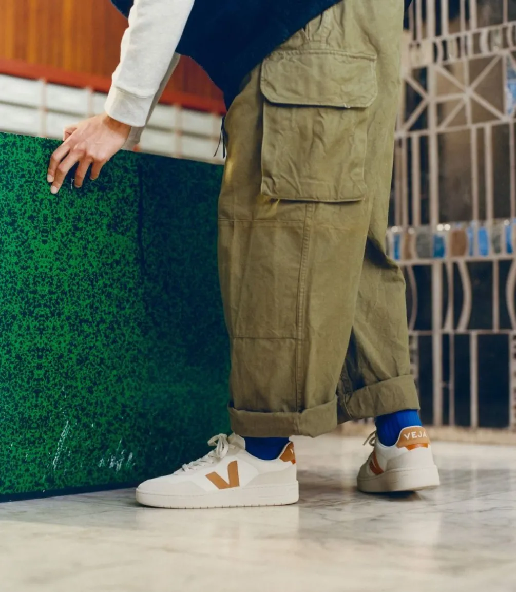 V-90 LEATHER WHITE UMBER<VEJA Sale