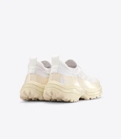 X AMELIE PICHARD WHITE<VEJA New