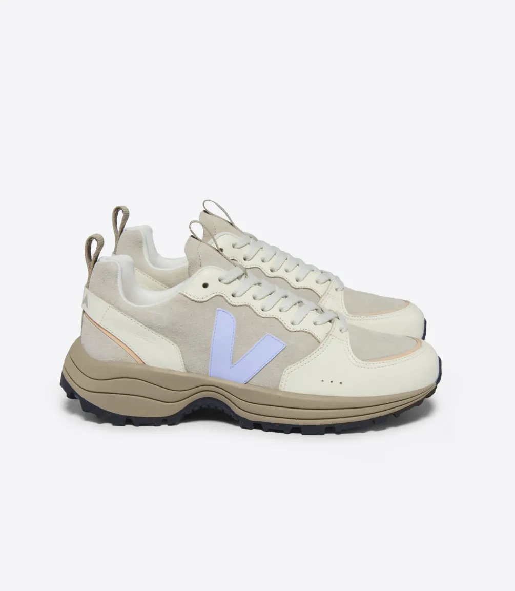 VENTURI SUEDE ALMOND SWAN<VEJA Fashion